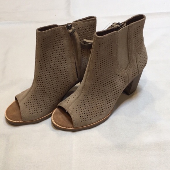 LAST CHANCE! NWT Toms Suede Majorca Peep Toe Boots - Picture 2 of 4